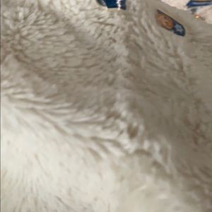 Meet your Posher, Avery